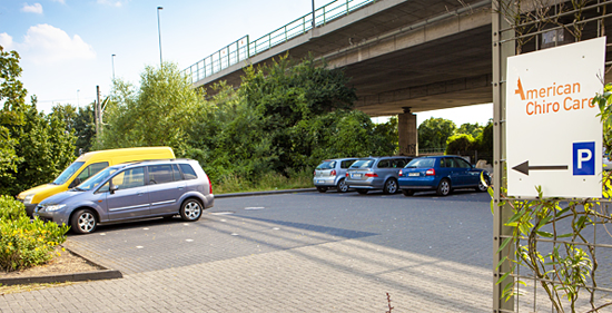 american chiro care bonn praxis parkplatz